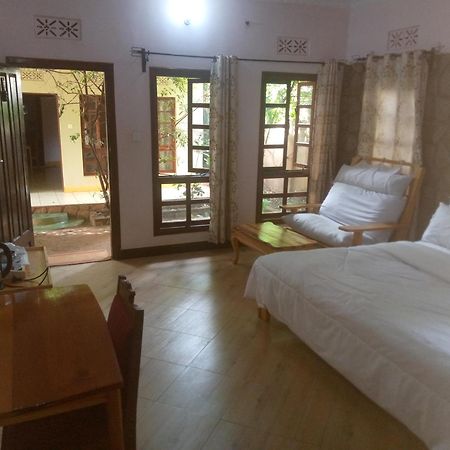 Ngorongoro Camp And Lodge Карату Екстер'єр фото
