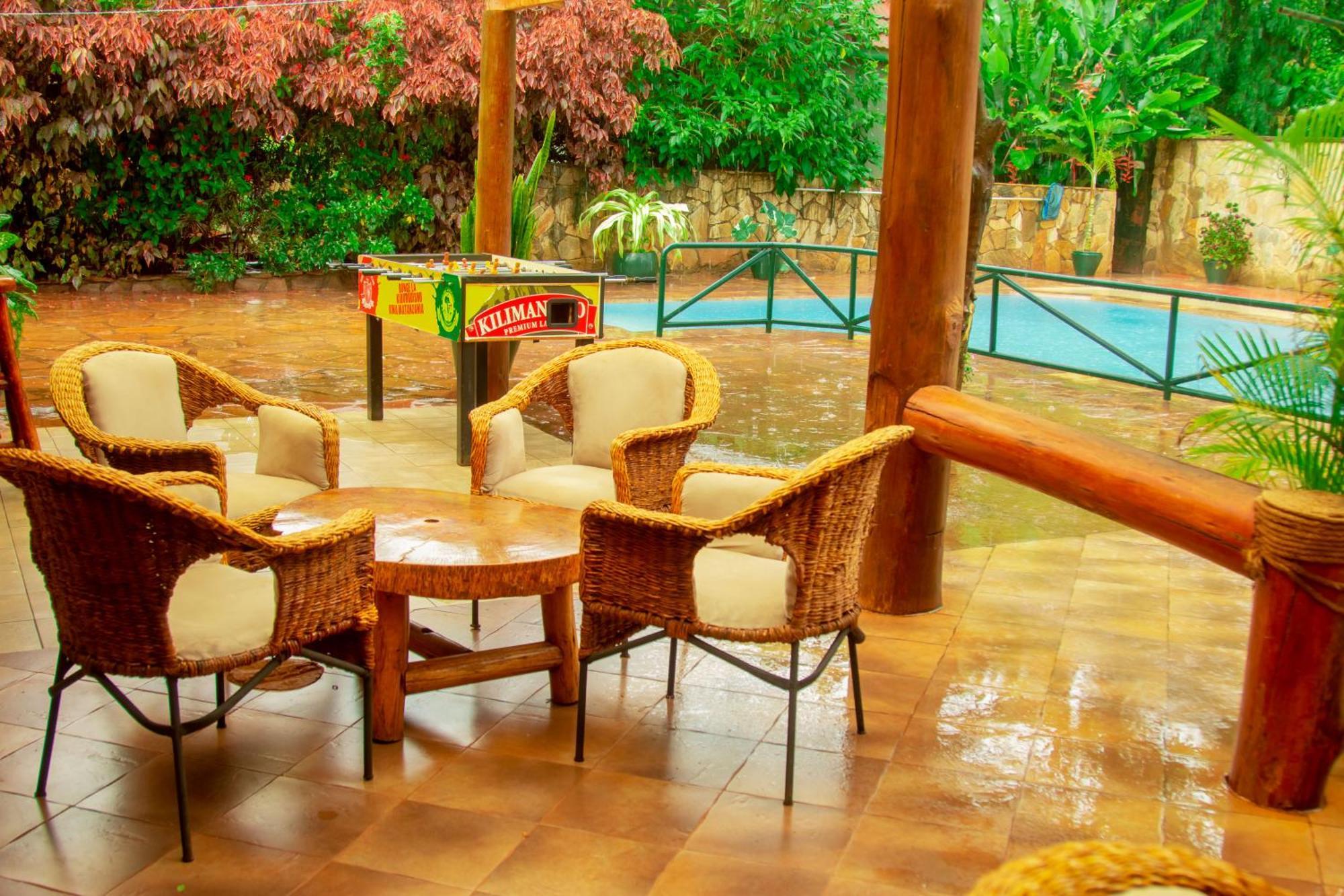 Ngorongoro Camp And Lodge Карату Екстер'єр фото