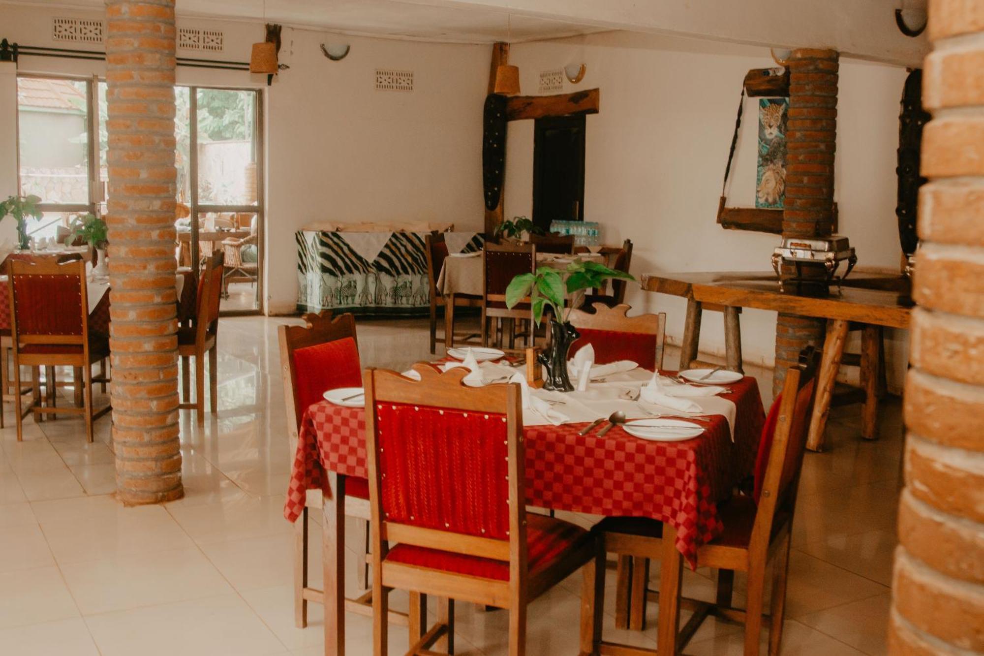 Ngorongoro Camp And Lodge Карату Екстер'єр фото
